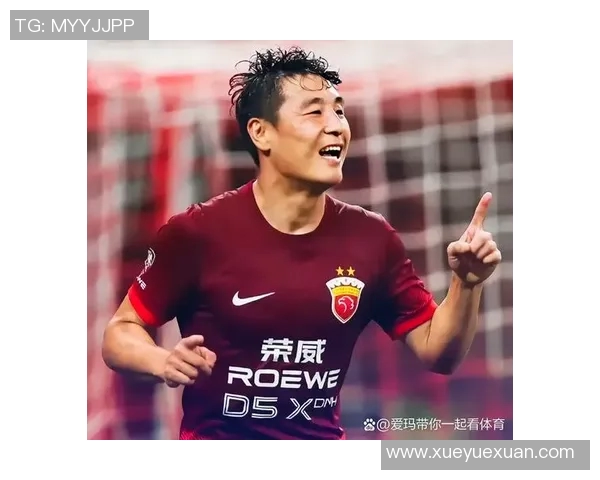 武磊在上海海港的成长之路与未来展望:从青涩少年到职业球星的蜕变 武磊在上海海港的成长之路与未来展望:从青涩少年到职业球星的蜕变